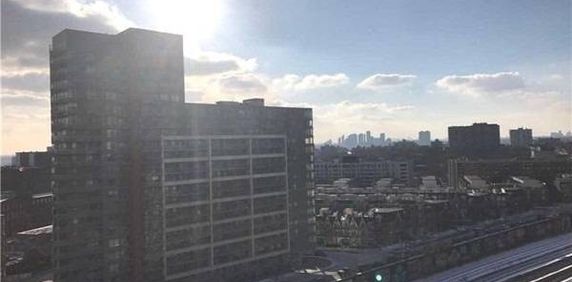 36 Lisgar Street - Enjoy This 2 Bed 2 Bath W/ Stunning Views! Toronto - Photo 2