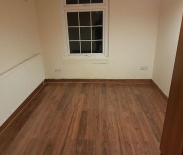 1 bedroom ground floor flat to rent - Photo 1