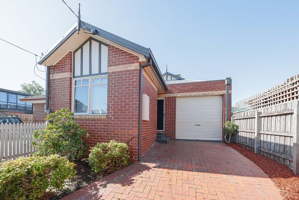 21 South Audley Street, Brunswick VIC 3056 - Photo 1