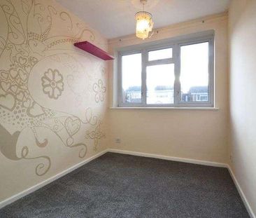 Chatsworth Drive, Sittingbourne, ME10 - Photo 2