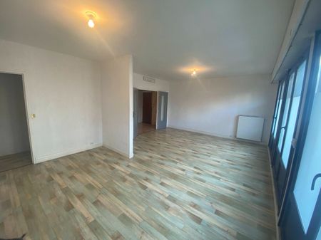 Location appartement 4 pièces, 81.45m², Le Bourget - Photo 3