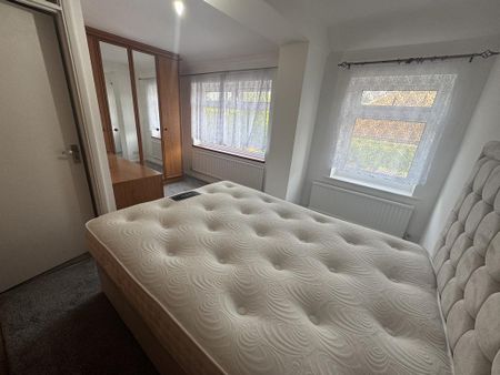 1 bedroom house of multiple occupation to rent - Photo 5