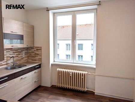Pronájem bytu 2+1 58 m² - Photo 3