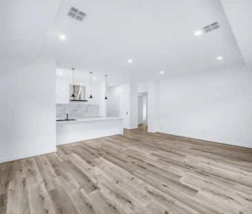 25 Benson Drive, Werribee VIC 3030 - Photo 6