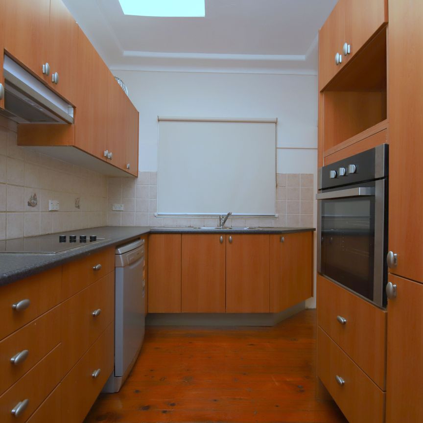 Three Bedroom Home - Photo 1