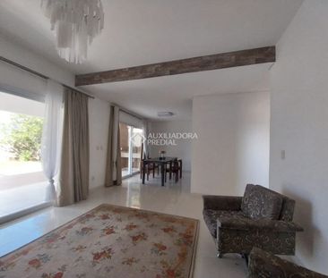 Casa com 4 quartos e 270m² para alugar em Trindade, Florianópolis. - Photo 4