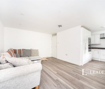 2 bedroom apartment to rent The Mall, Dunstable, Bedfordshire, LU5 - Photo 3