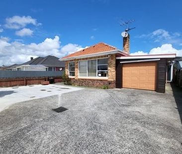 3 Bedroom house Brick and Tile + 1 Bathroom - Photo 1