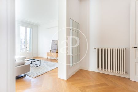 Luxury apartment for rent on Girona Street. - Photo 2