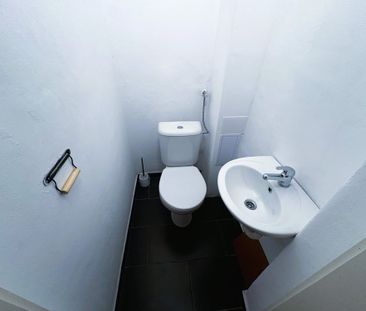 Pěkný zařízený pokoj k pronájmu v Praze 6 nedaleko metra Malostranská - Photo 6