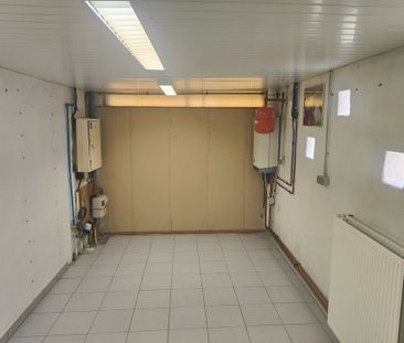 Rustig gelegen gezinswoning met 3 slaapkamers te Oostkamp - Photo 2