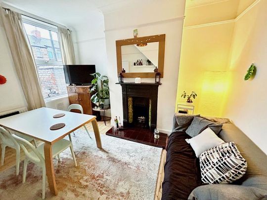 3 bedroom terraced house to rent - Photo 1