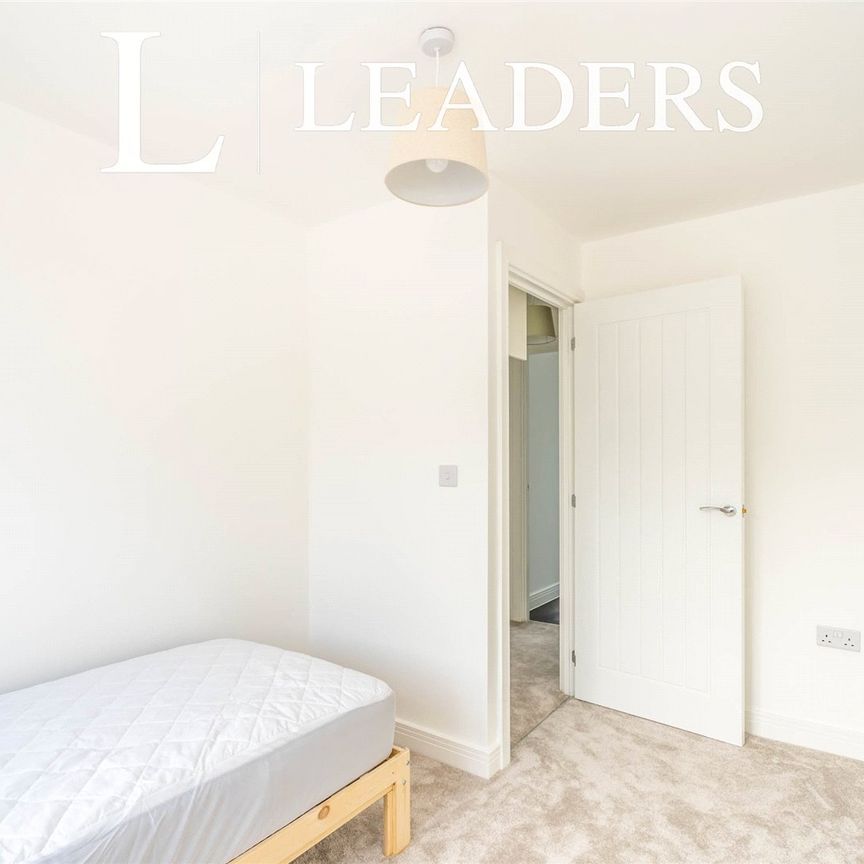 1 bedroom townhouse to rent Ironstone Way, Chichester, West Sussex, PO20 - Photo 1