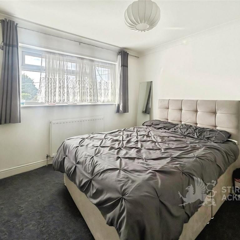 3 bedroom terraced house to rent - Photo 1