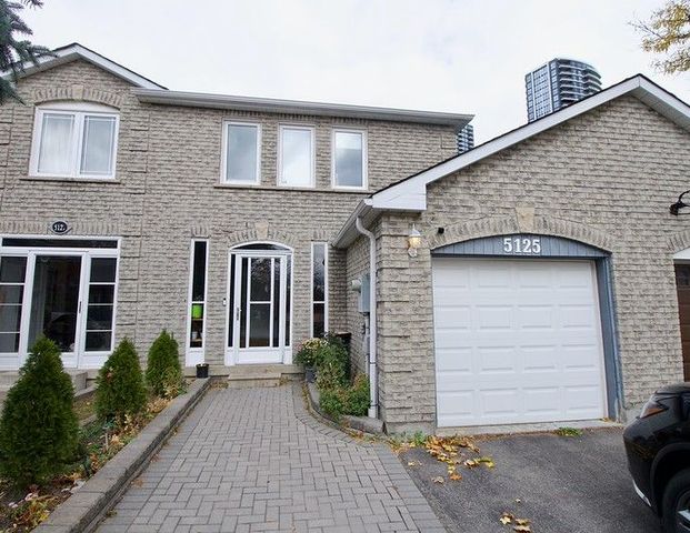 For Lease - 5125 Salishan Circle, Mississauga, Ontario - Photo 1