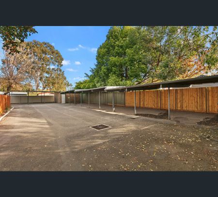 10/23 Hallam Street, Quarry Hill, Vic 3550 - Photo 5