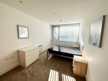 2 bedroom apartment to rent - Photo 3