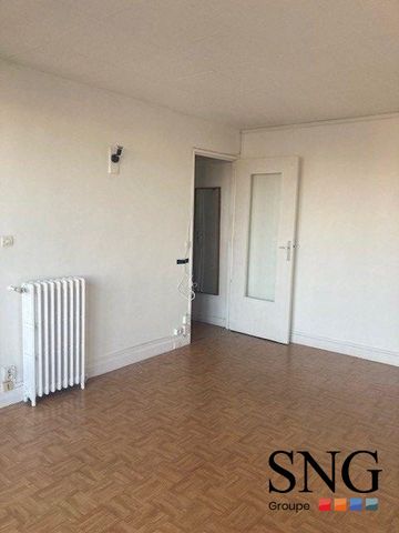 T3 AVEC BALCON + CAVE - Photo 5