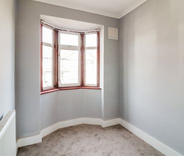 Rowley Close, Wembley, HA0 - Photo 3