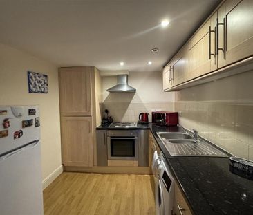 2 bedroom apartment to rent - Photo 5