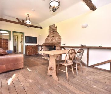 3 bedroom bungalow to rent - Photo 1