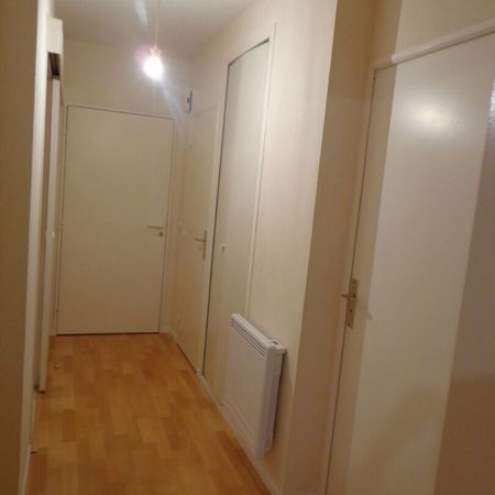 Location Appartement 2 pièces 51m² - Photo 4