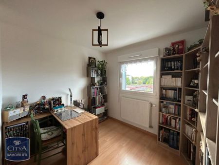 Appartement à louer 4 pièces 78.4m² - Photo 3