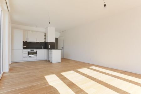 Top geschnittene 2-Zimmer-Wohnung im schönen Potsdam direkt am Wasser - Foto 2