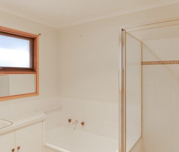 Perfectly Positioned for Lifestyle & Entertaining - Photo 6