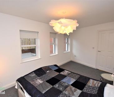 Apt 3 42, Upper Newtownards Road, Belfast, BT4 3EL - Photo 3