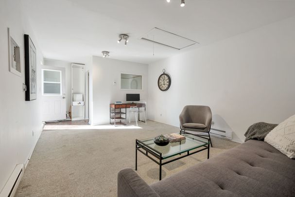 For Lease - 217 Northcliffe Boulevard, Toronto, Ontario - Photo 1