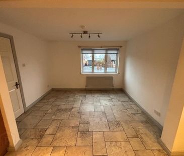 23 The Poplars, Donaghcloney, BT66 7LG - Photo 4