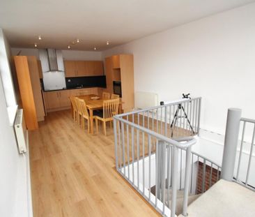 2 bedroom apartment to rent - Photo 6