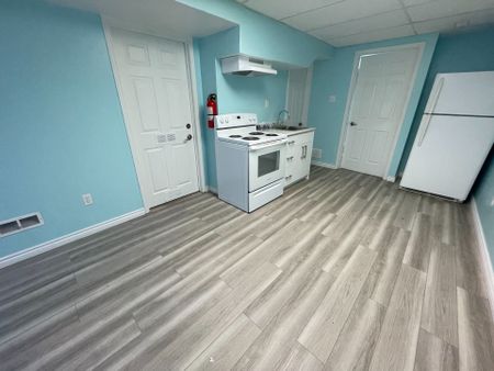 For Lease - 76 Piperbrook Crescent Unit# Basement Apartment, Toronto, Ontario - Photo 2