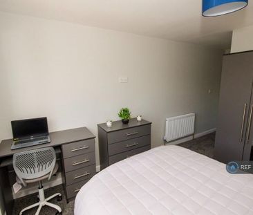 1 bedroom in a house share to rent - Photo 6