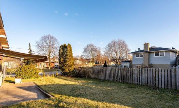 For Lease - 50 Cedardale Avenue Unit# Lower Unit, St. Catharines, Ontario - Photo 1