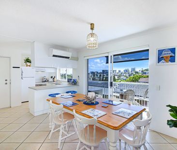 Coastal Living with Ocean Views & Private Rooftop Terrace - Photo 3