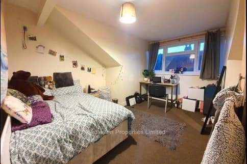 6 Bed - 9 Beamsley Terrace, Hyde Park, Leeds - LS6 1LP - Student - Photo 1