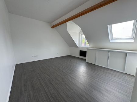 House - Photo 3