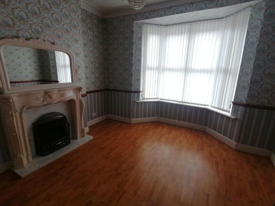4 bedroom terraced house to rent - Photo 1
