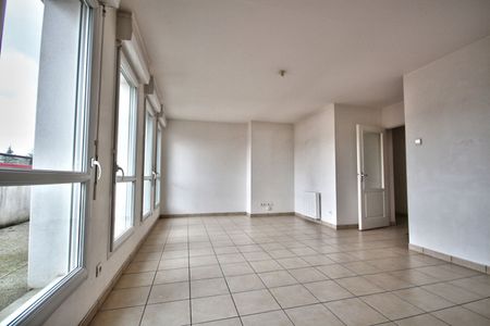 Appartement Nantes 5 pièce(s) 105.54 m2 - Photo 2