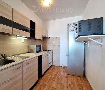 Pronájem bytu 2+kk 53 m², Kukelská , Praha Hloubětín - Photo 3