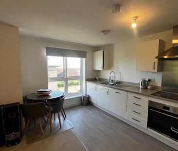 2 bedroom apartment to rent - Photo 4