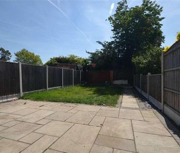 Nelson Road, Rainham, Essex, RM13 - Photo 1
