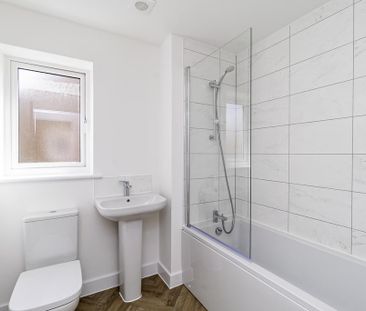 4 bedroom detached house to rent - Photo 1