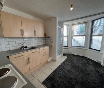 Studio to rent - Photo 6