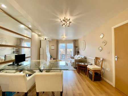 1 bedroom flat to rent - Photo 4