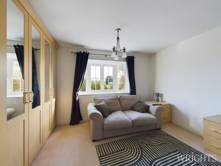 3 bedroom Town House - Epsom Close, Stevenage - Photo 2