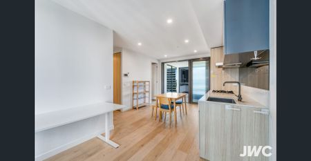 Modern FULLY FURNISHED 2-Bedroom Apartment in the Heart of South Yarra - Photo 3