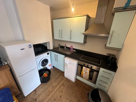 Arundel Road, Great Yarmouth - Photo 3